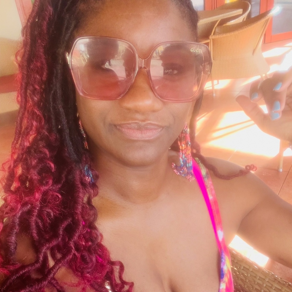 Meet your Posher, Tamika